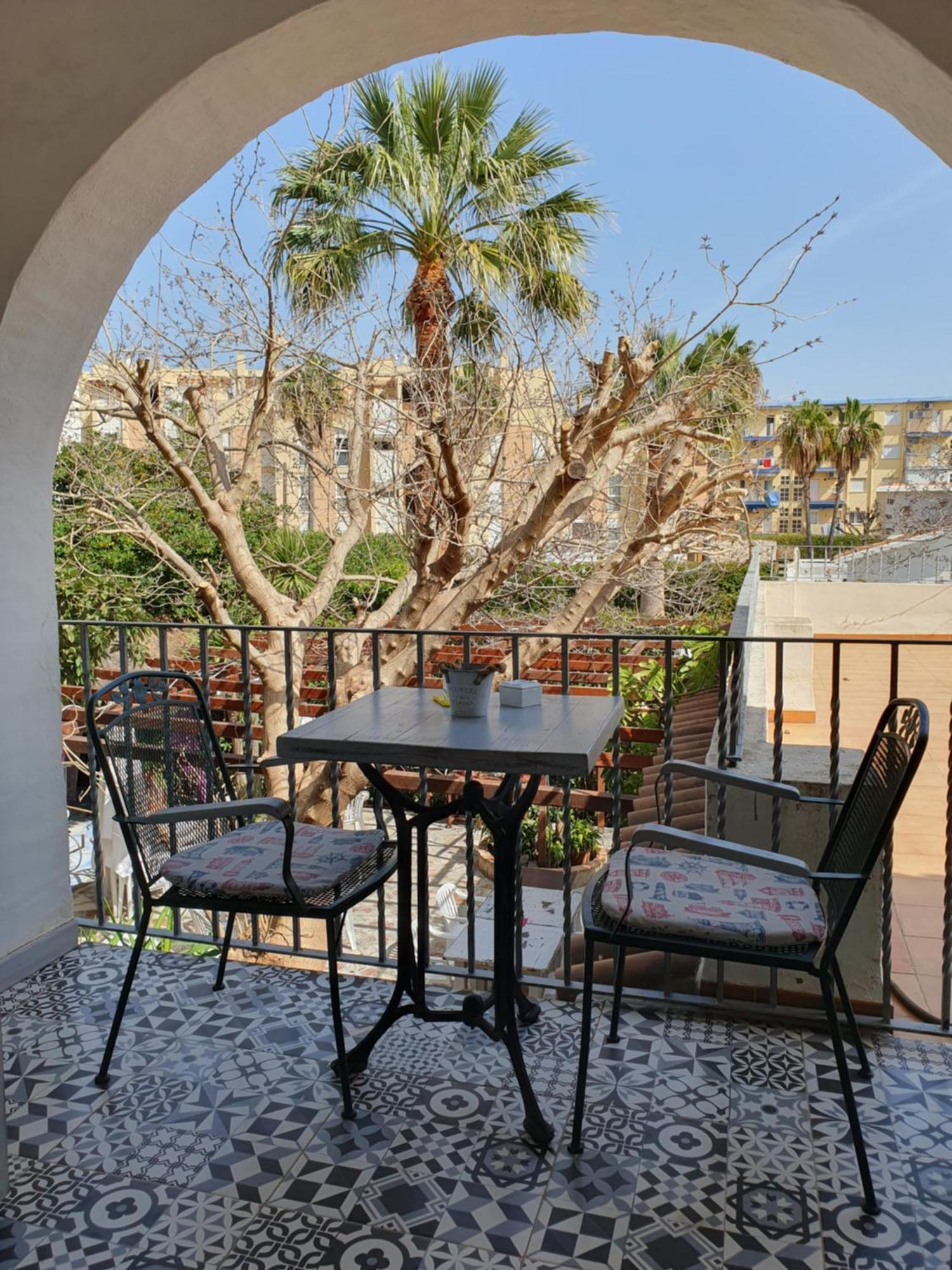 Hostal Mi Campana Denia Exterior photo