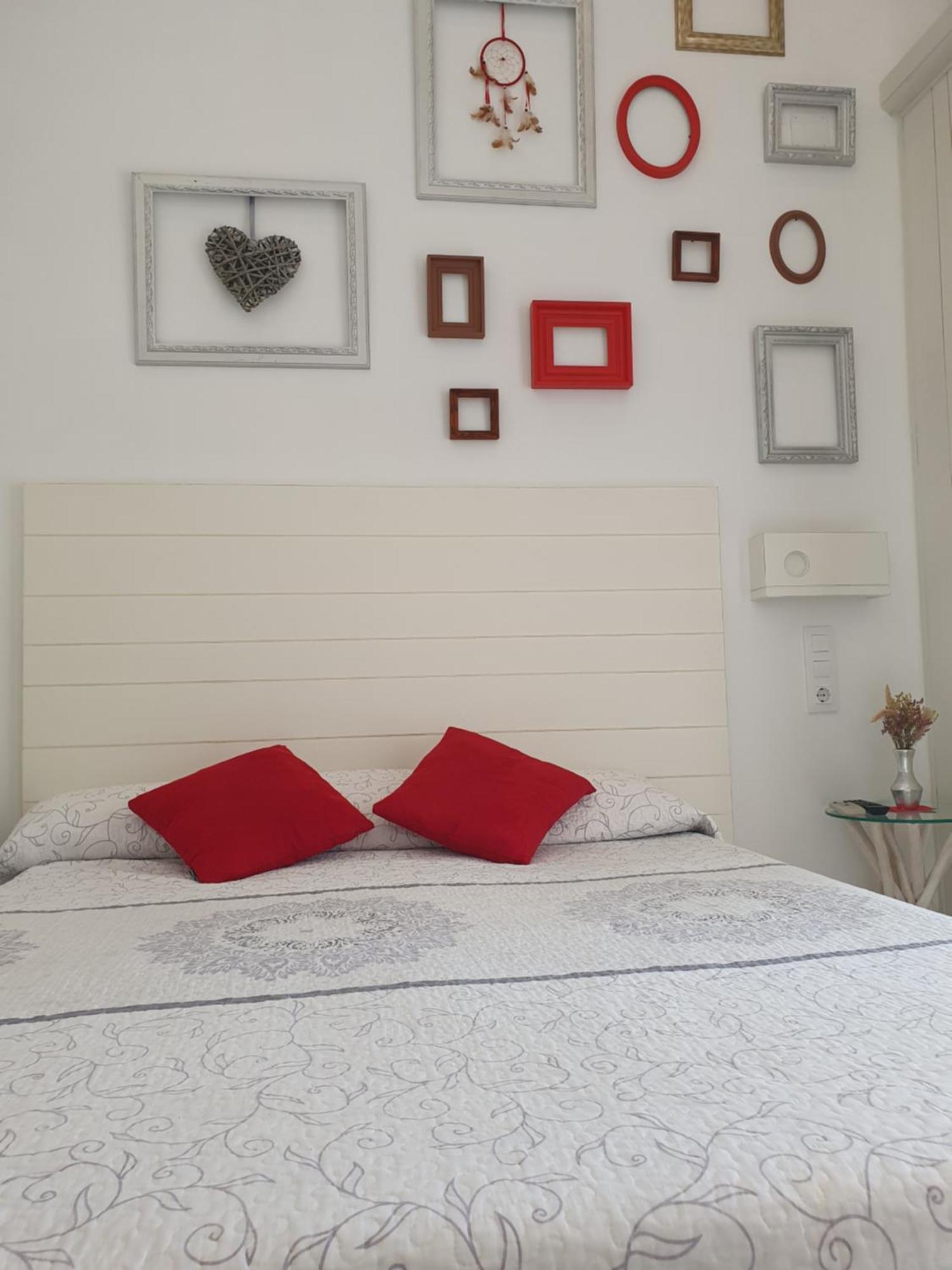 Hostal Mi Campana Denia Exterior photo